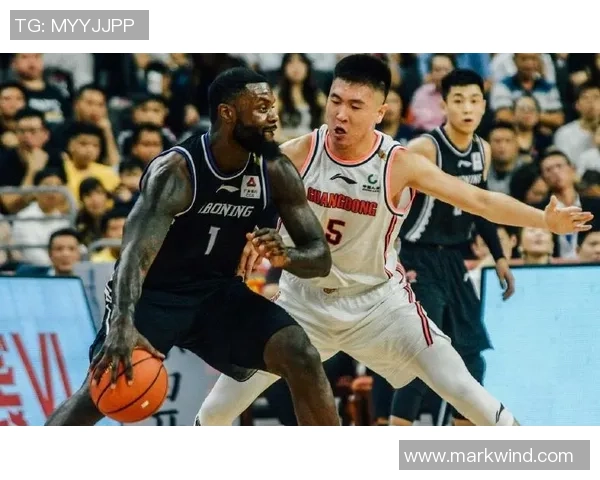 武汉篮球队强势领跑邀请赛积分榜以97分稳居第一位